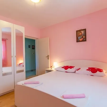 Apartamento Jerko 4245 Poljica (Trogir)