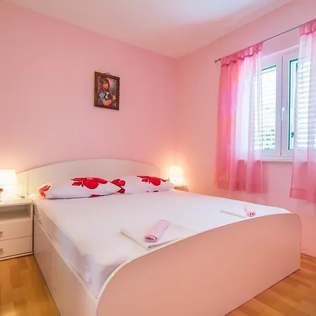 Jerko 4245 Apartamento Poljica (Trogir)